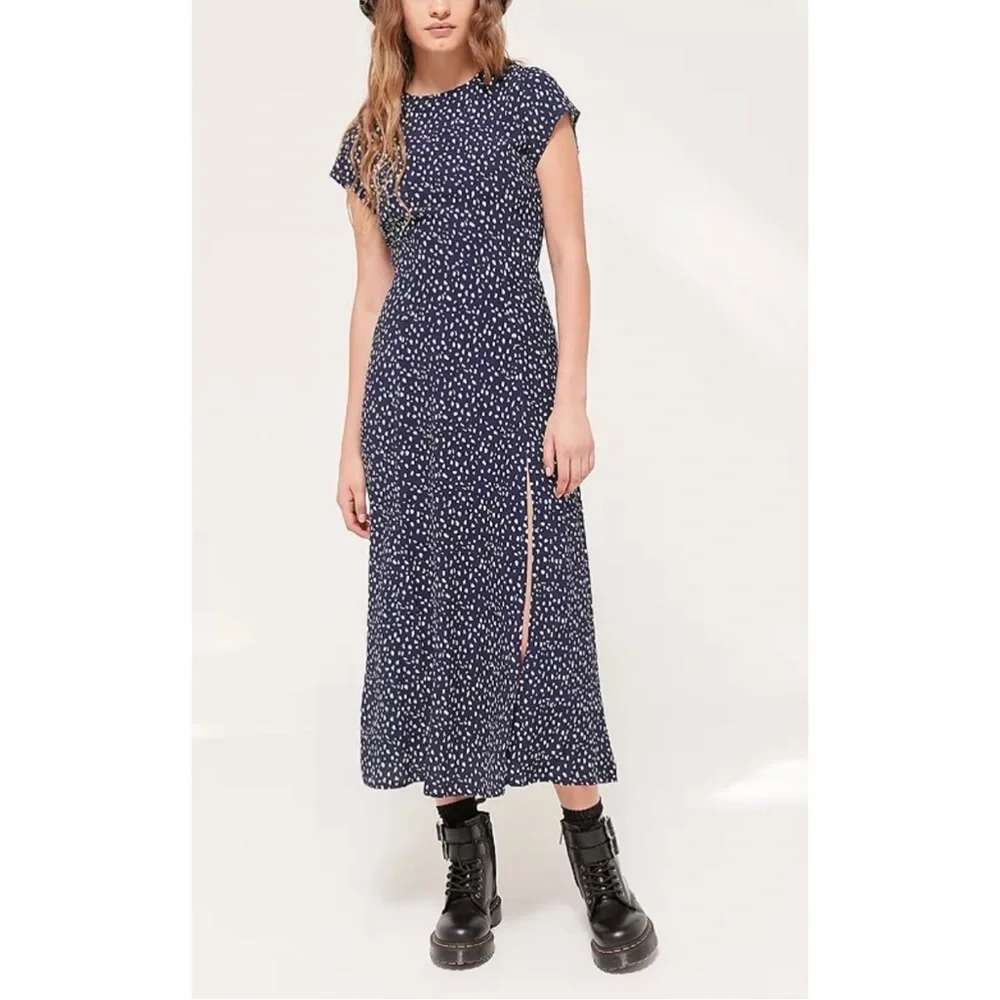 Urban Outfitters Lindsey Spot Midi Dress - Picture 1 of 3